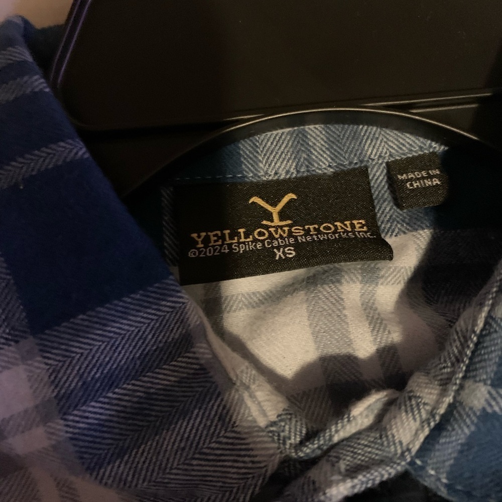 NWT Yellowstone Dalton Ranch XS Flannel blue and white plaid long sleeve - Picture 2 of 5